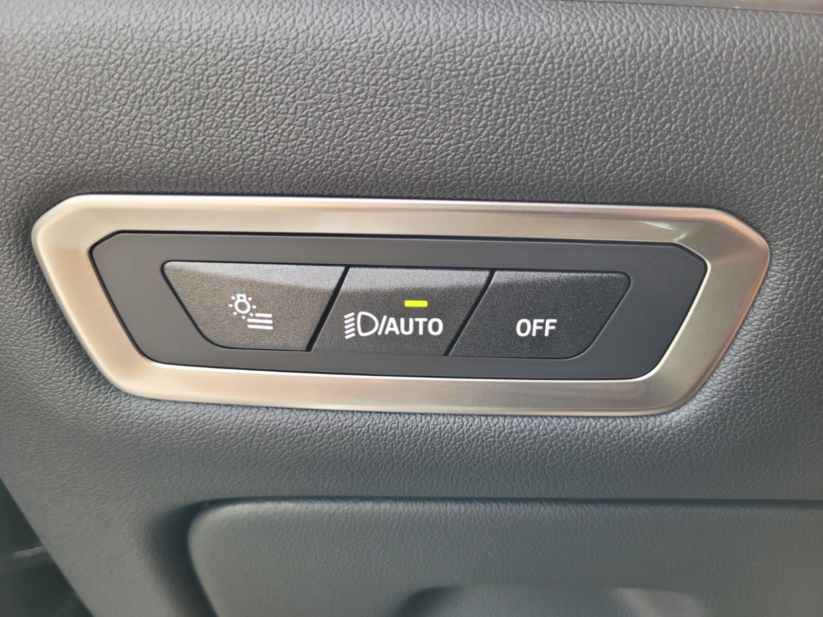 New 2026 BMW X7 M60i image 22