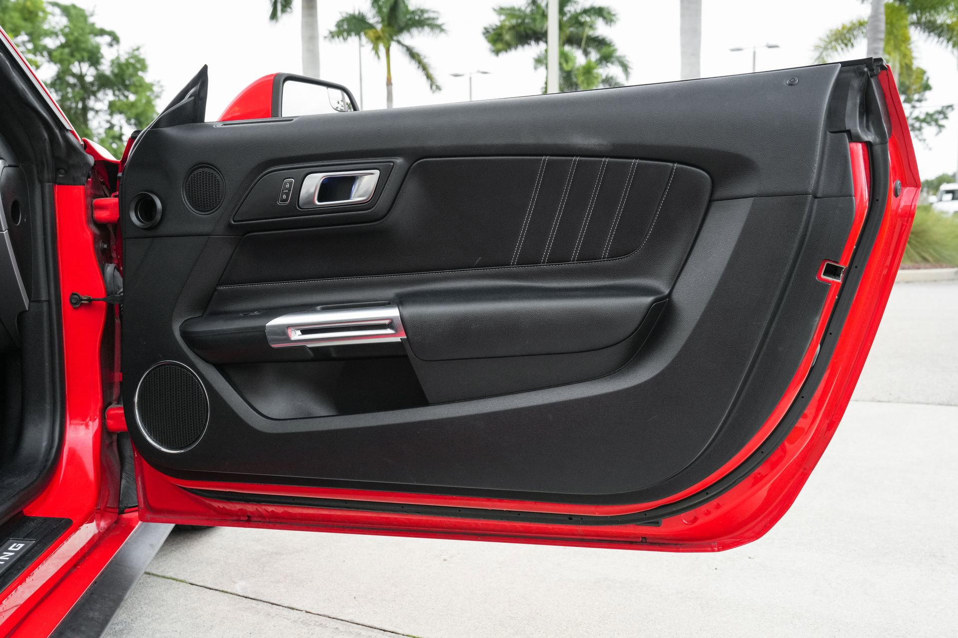 Used 2020 Ford Mustang Premium image 37