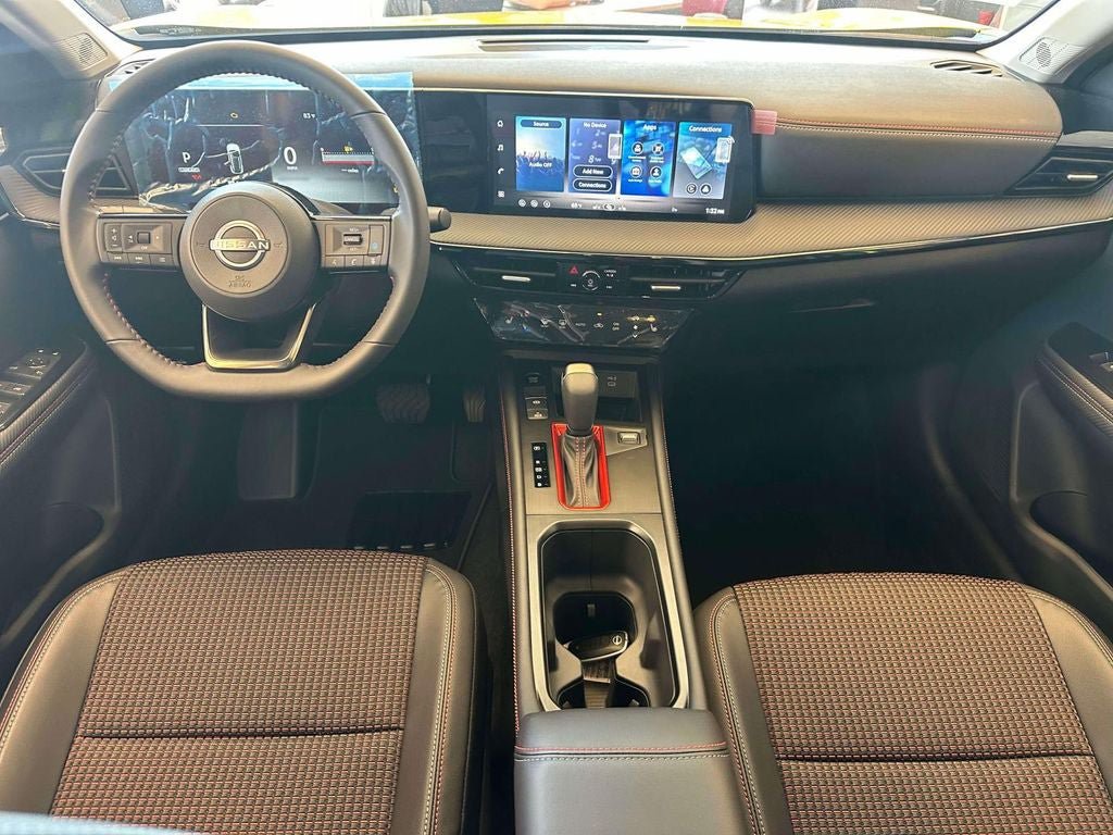 New 2026 Nissan Kicks SR w/ Cold Weather Package AWD/4WD image 13