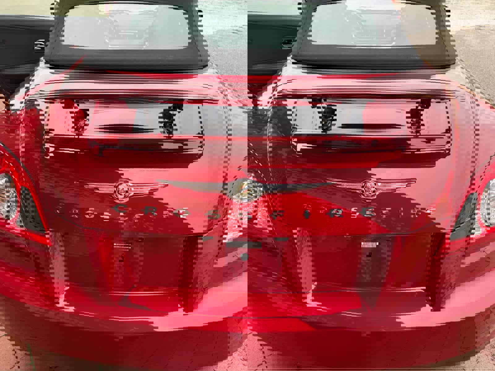 Used 2005 Chrysler Crossfire Limited image 9