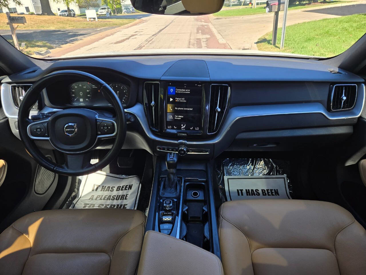 Used 2020 Volvo XC60 T5 Momentum AWD/4WD image 14