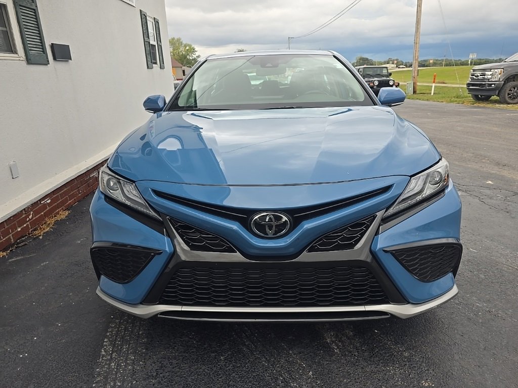 Used 2023 Toyota Camry XSE image 9