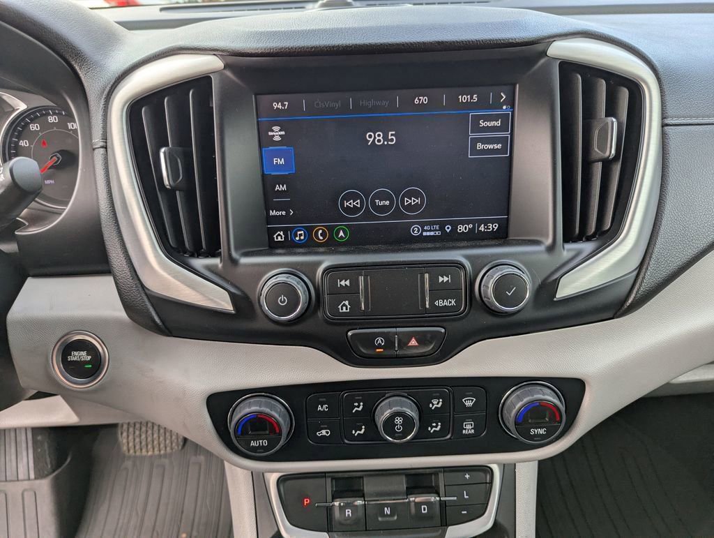 Used 2023 GMC Terrain SLT w/ Infotainment Package II image 22