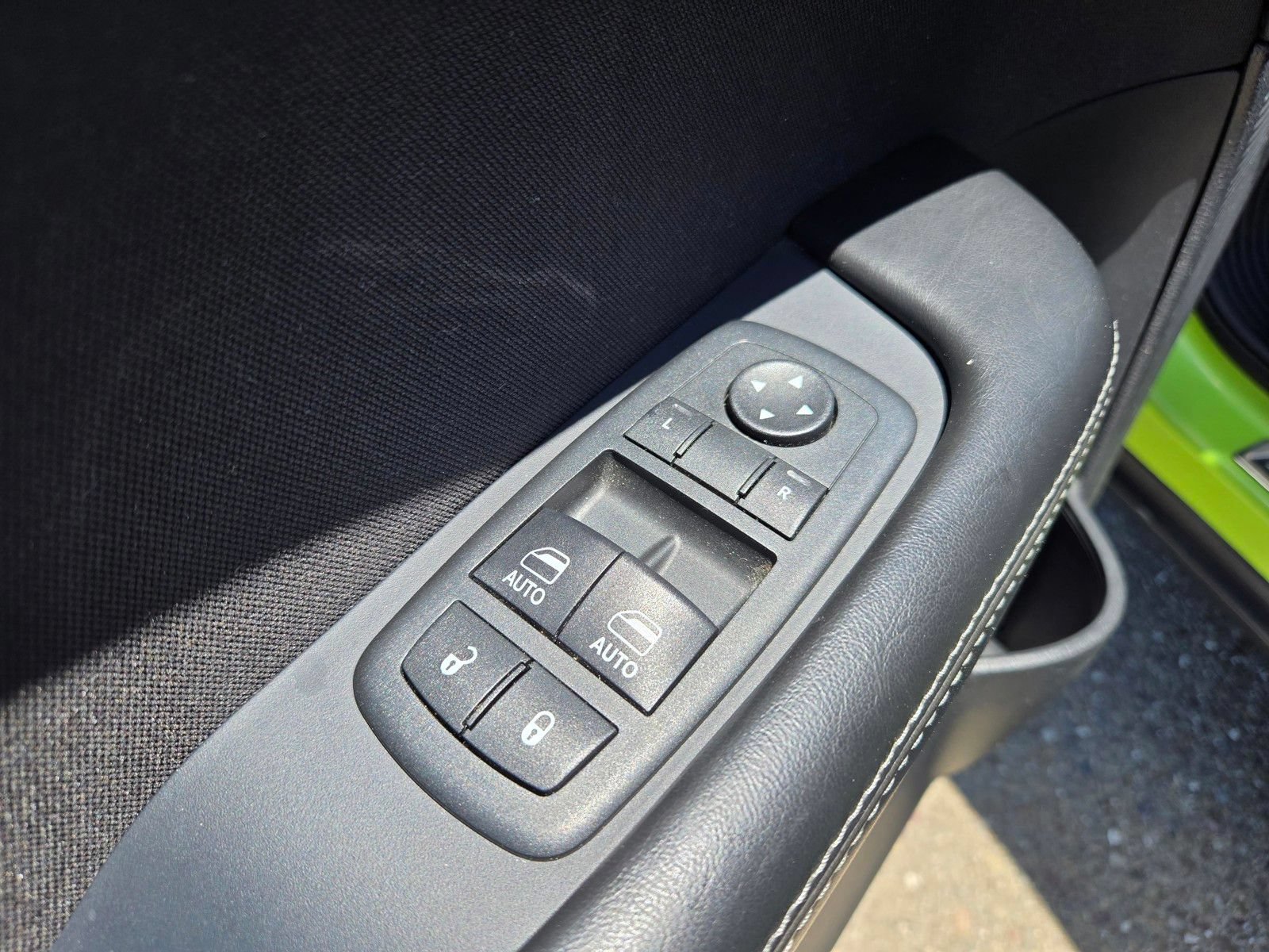 Used 2015 Dodge Challenger R/T w/ Quick Order Package 22B R/T RWD image 14