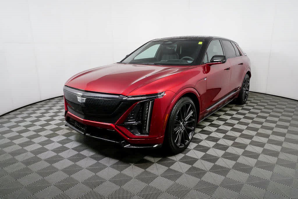 Certified 2026 Cadillac Lyriq V AWD/4WD image 19