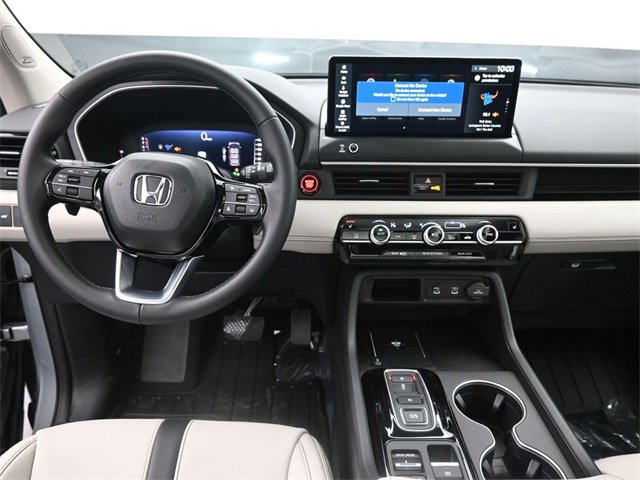 New 2026 Honda Pilot Touring image 11