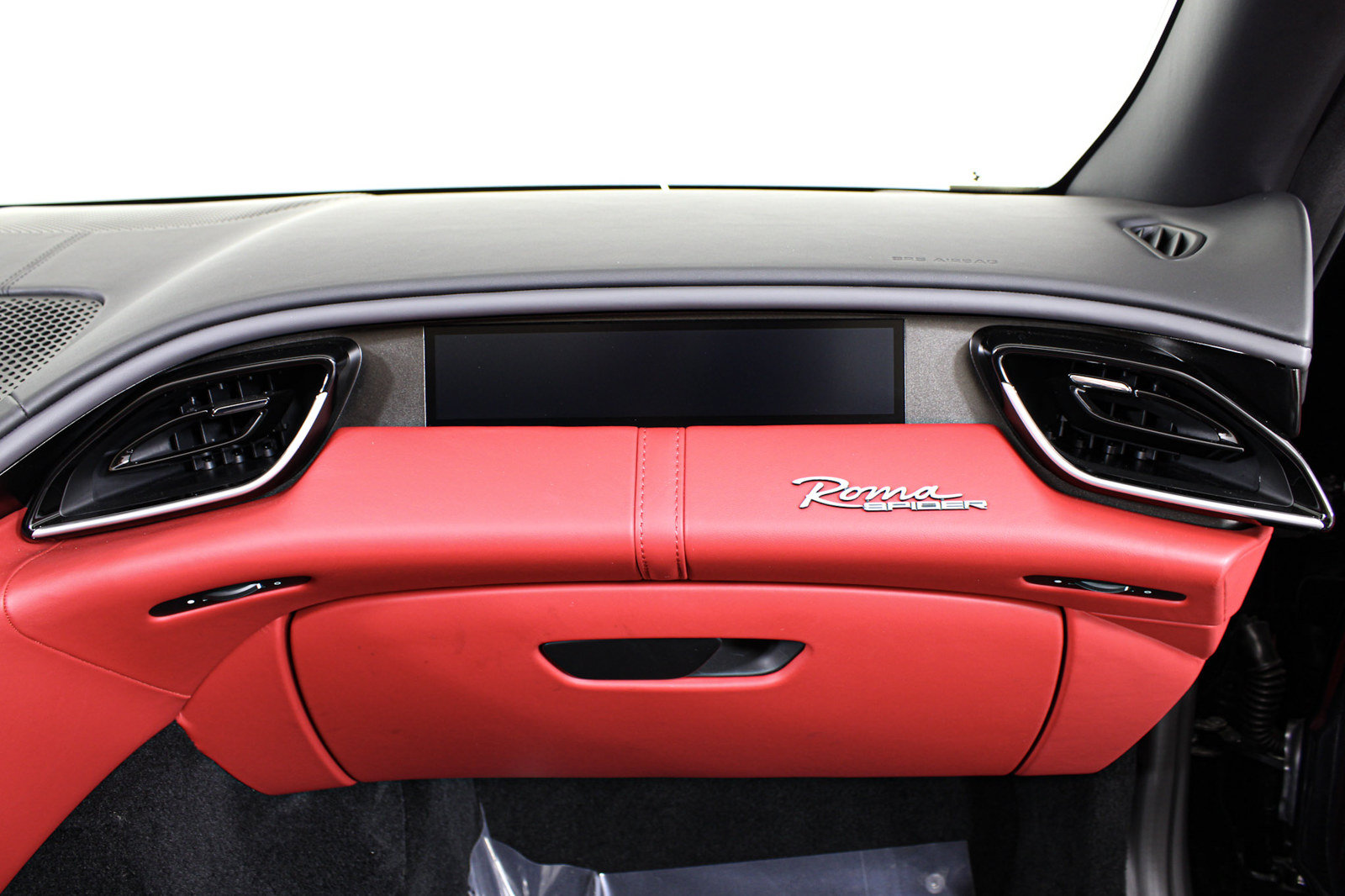 Certified 2024 Ferrari Roma Spider RWD image 50