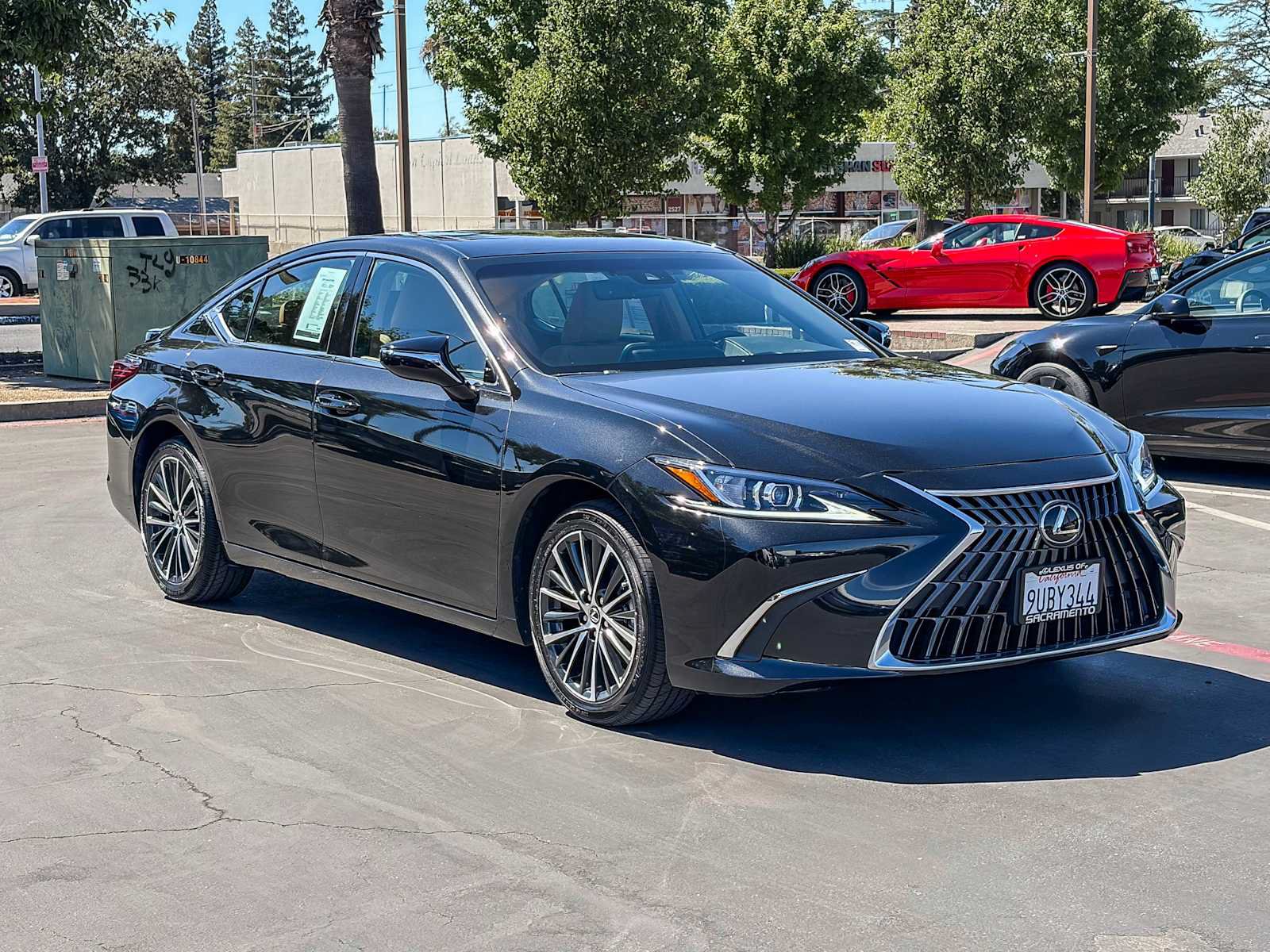 Certified 2024 Lexus ES 300h w/ Premium Package FWD image 5