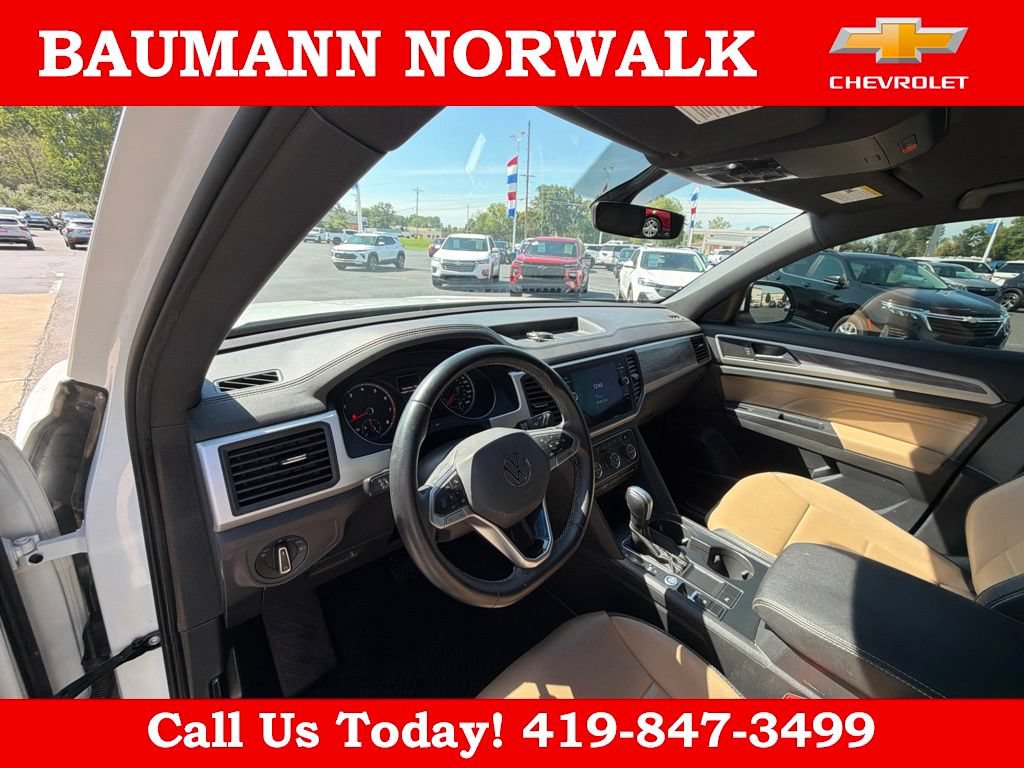 Used 2021 Volkswagen Atlas Cross Sport SE FWD image 15
