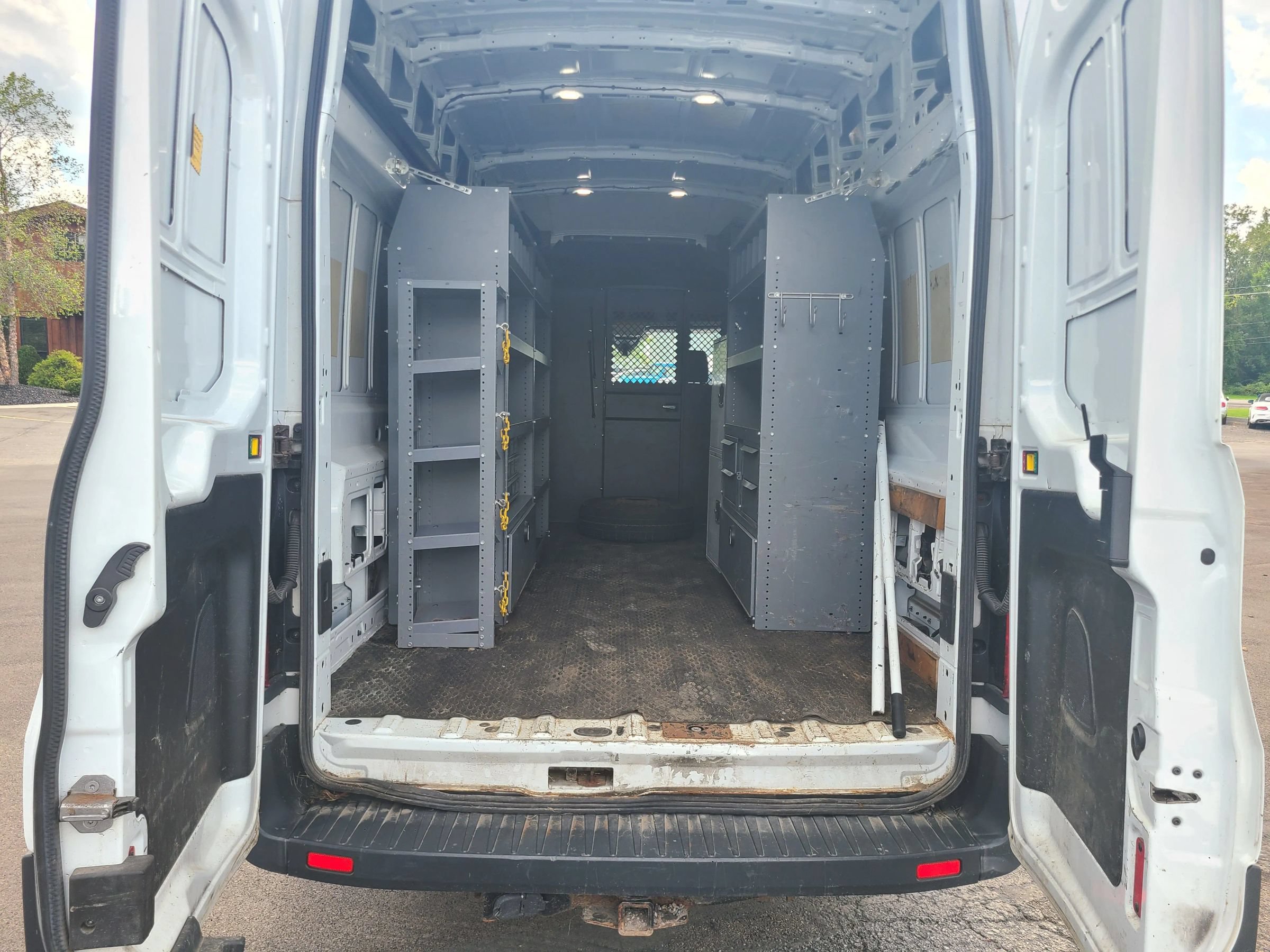 Used 2018 Ford Transit 350 148 High Roof Extended DRW RWD image 31