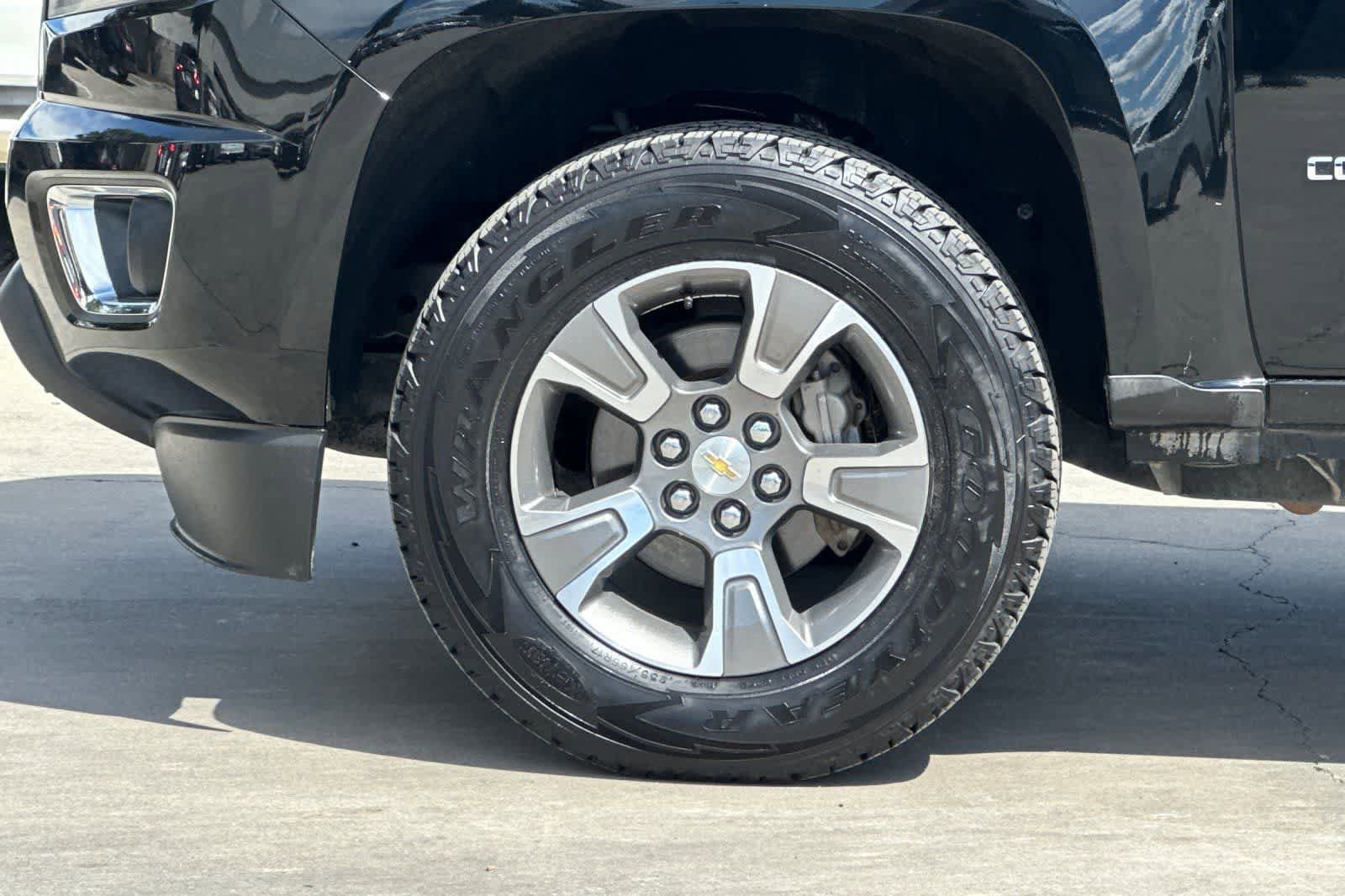 Used 2019 Chevrolet Colorado Z71 RWD image 33