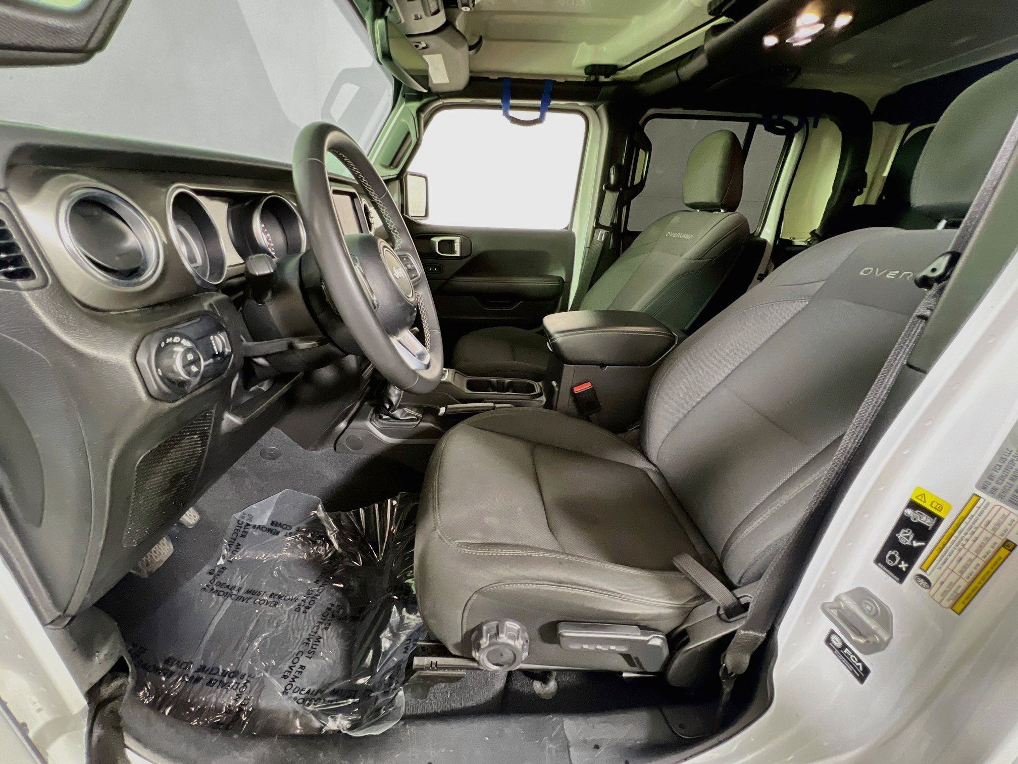 Used 2023 Jeep Gladiator Overland AWD/4WD image 20
