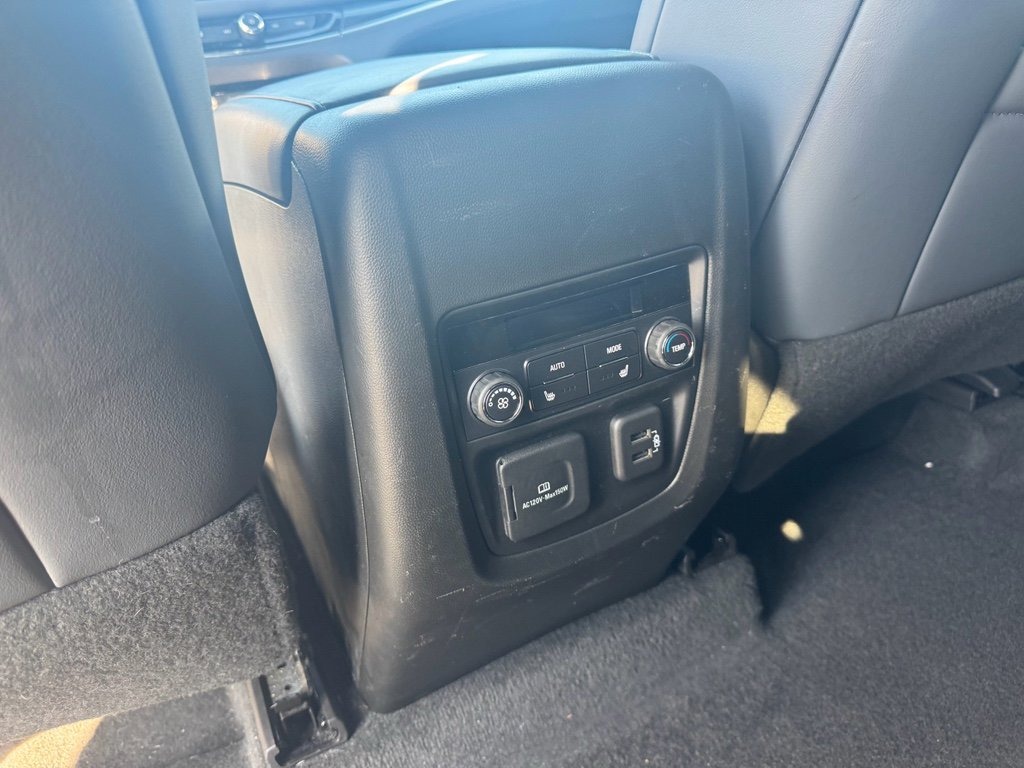Used 2024 Buick Enclave Premium image 15