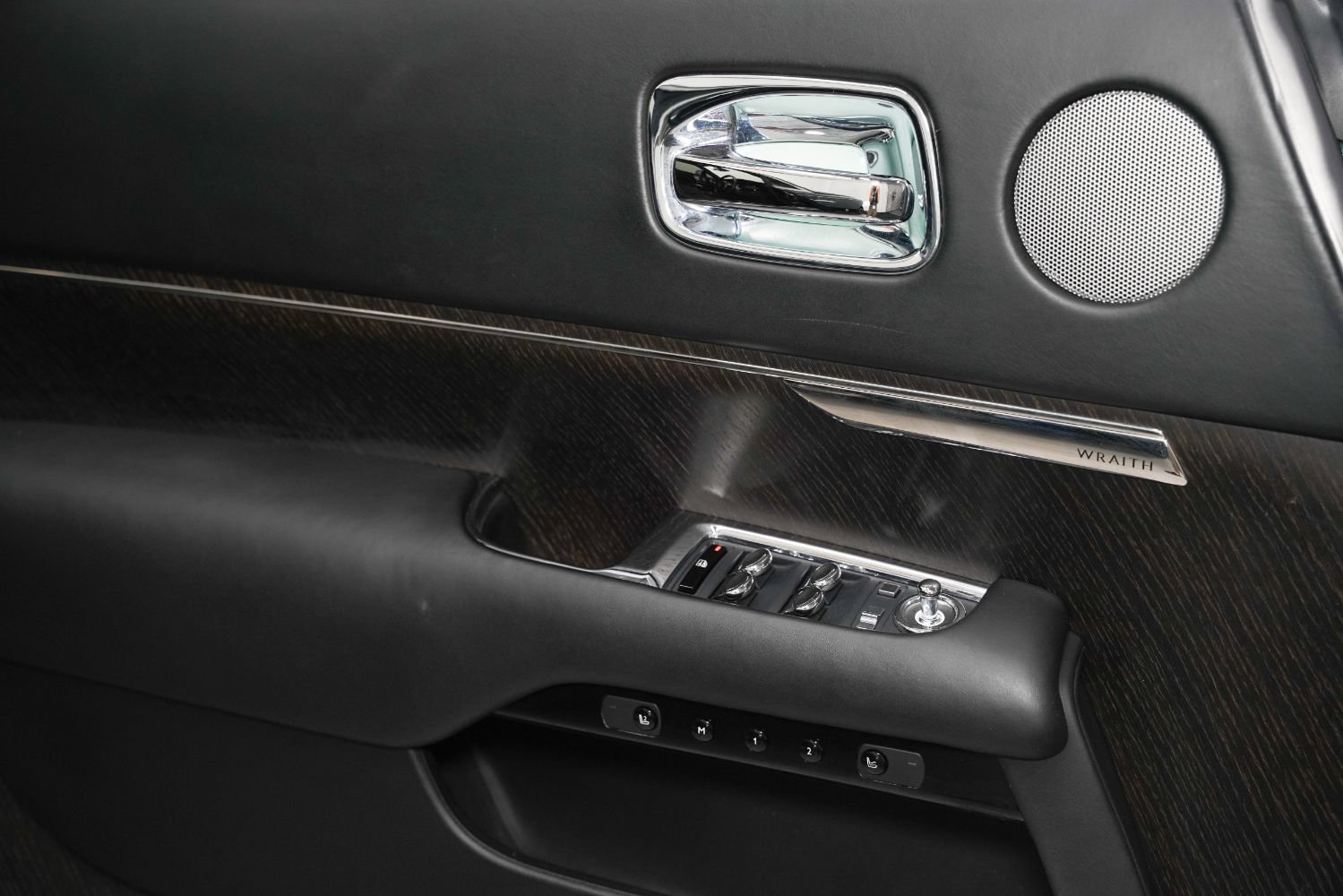 Used 2017 Rolls-Royce Wraith RWD image 41