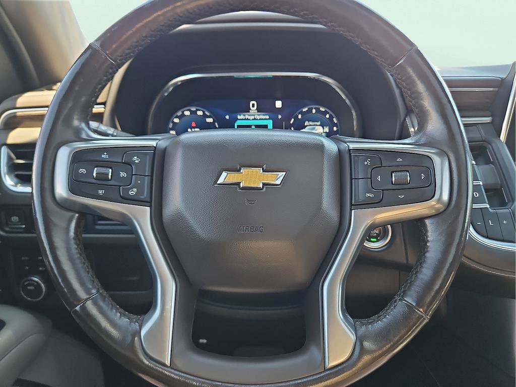 Used 2022 Chevrolet Tahoe LT w/ Luxury Package image 17