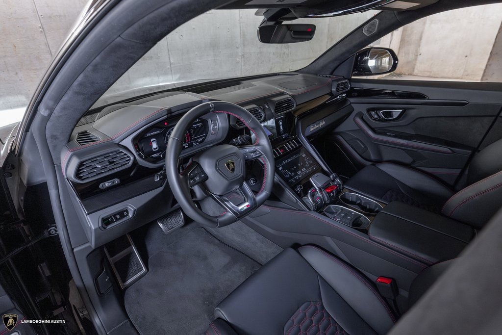 Used 2024 Lamborghini Urus S image 25