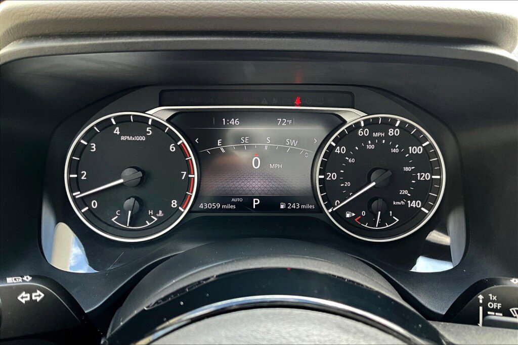 Used 2023 Nissan Rogue SL w/ SL Premium Package image 8