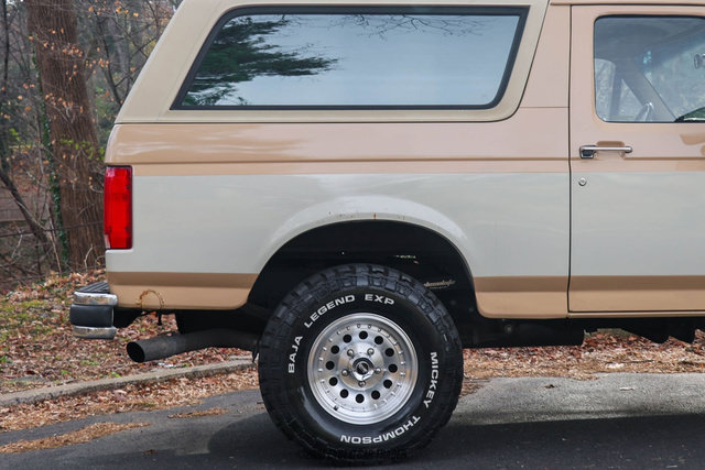Used 1990 Ford Bronco AWD/4WD image 10