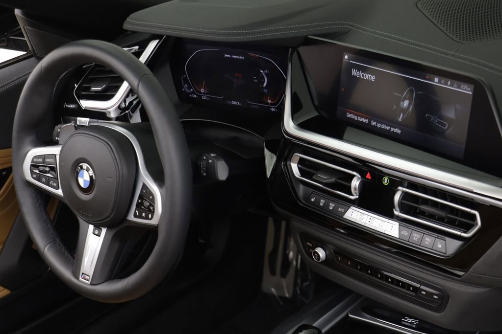 Certified 2025 BMW Z4 M40i w/ Shadowloine Package RWD image 19