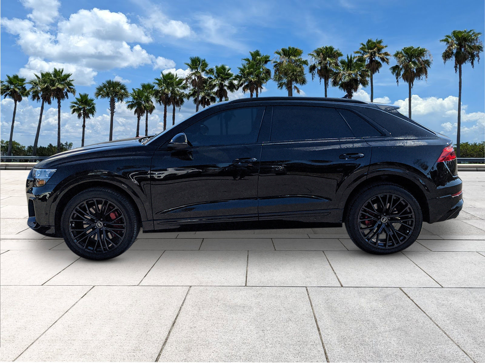 Used 2024 Audi SQ8 Prestige image 5