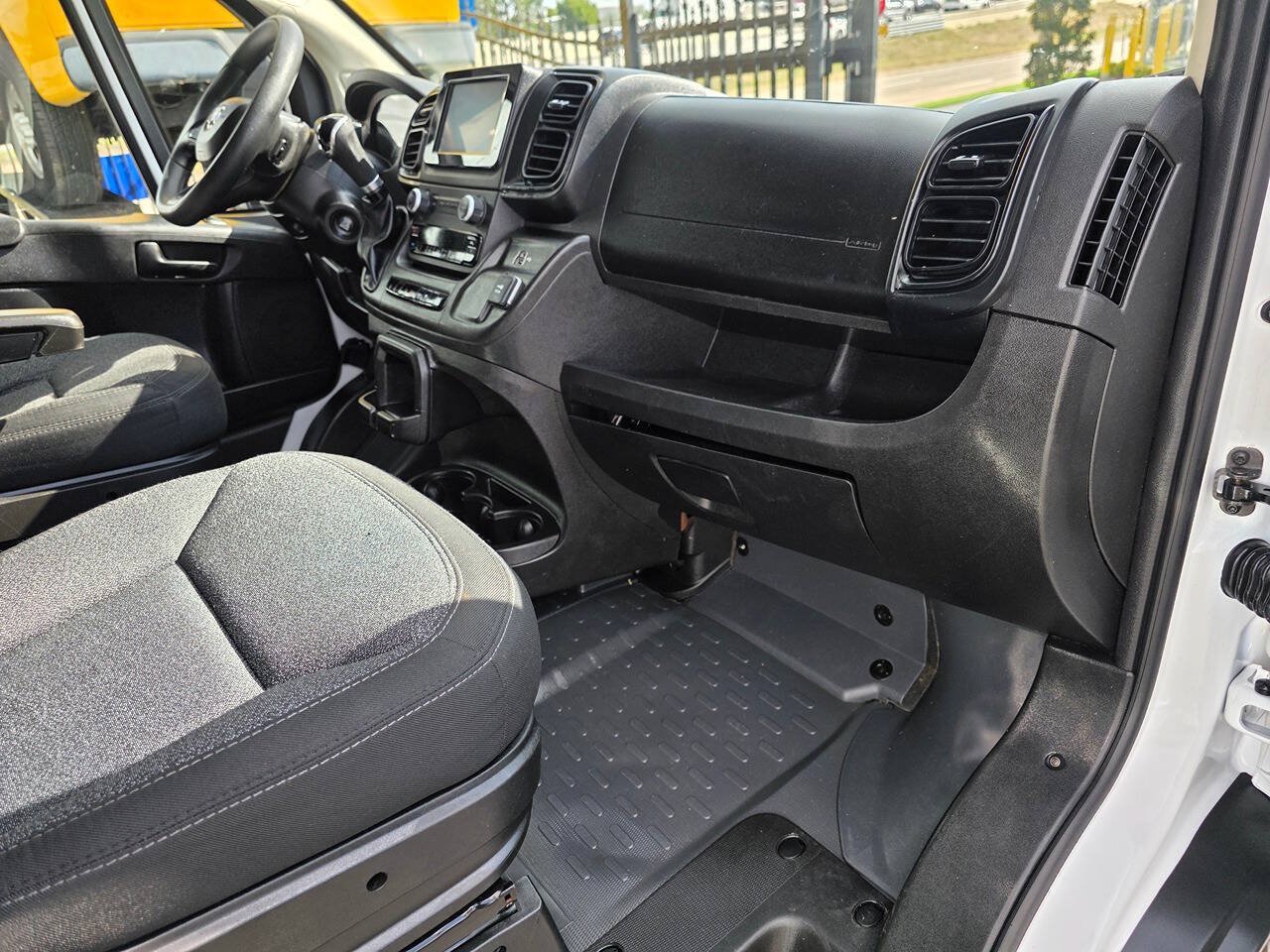 Used 2023 RAM ProMaster 3500 FWD image 18