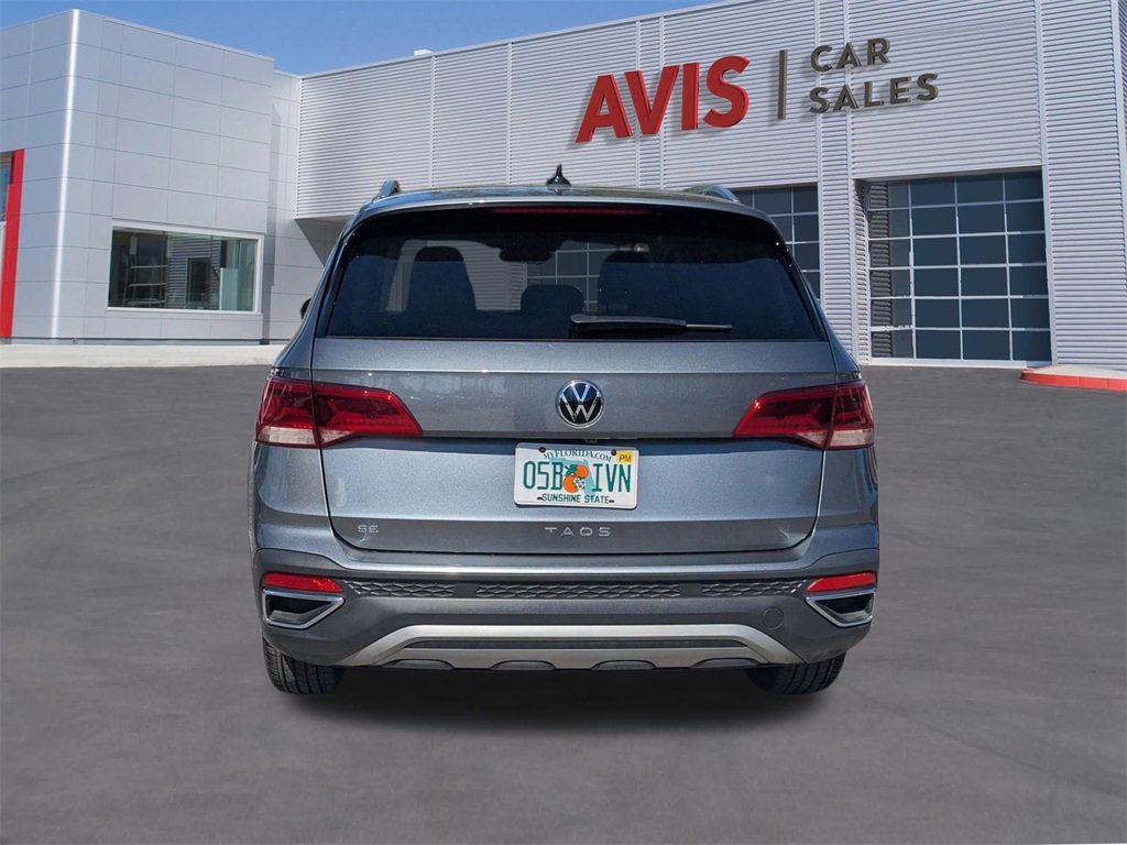 Used 2024 Volkswagen Taos SE image 9