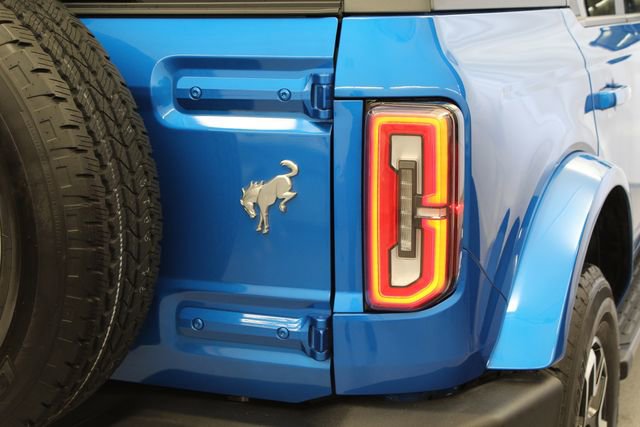Used 2024 Ford Bronco Outer Banks AWD/4WD image 8