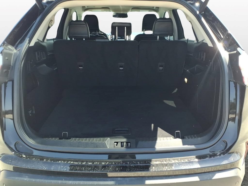 Used 2023 Ford Edge Titanium AWD/4WD image 10