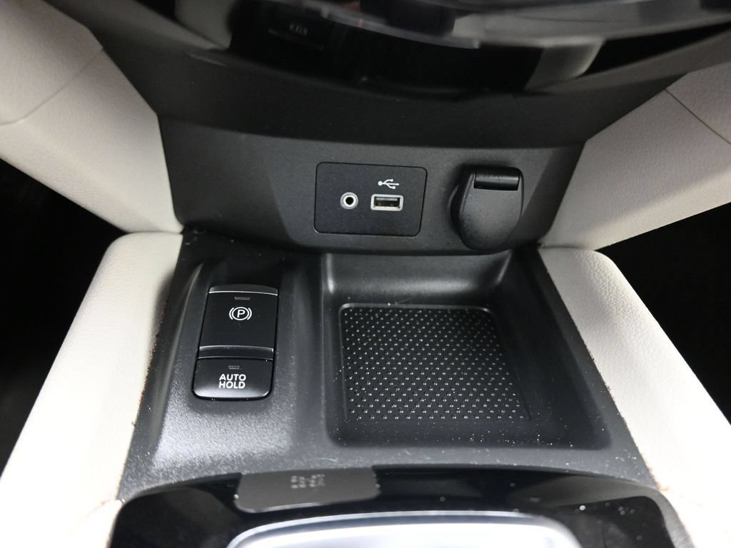 Used 2022 Nissan Rogue Sport SV w/ Technology Package AWD/4WD image 19