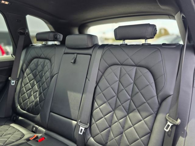 Used 2023 BMW X5 sDrive40i w/ Climate Comfort Package image 17