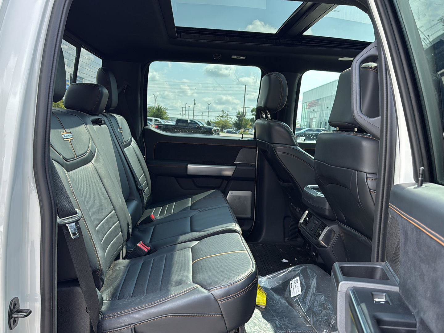 Used 2023 Ford F150 Platinum AWD/4WD image 11