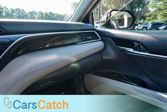 Used 2018 Toyota Camry LE w/ Moonroof Package FWD image 31