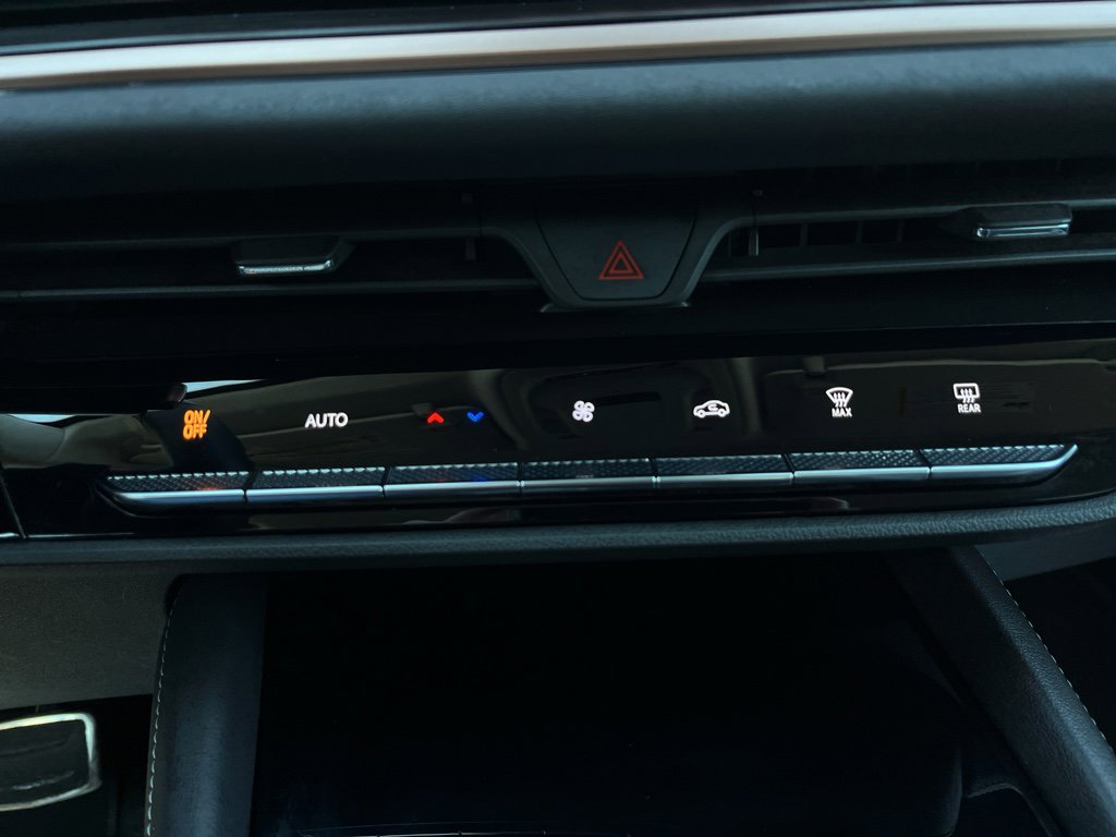 Used 2025 Buick Envision Sport Touring image 26