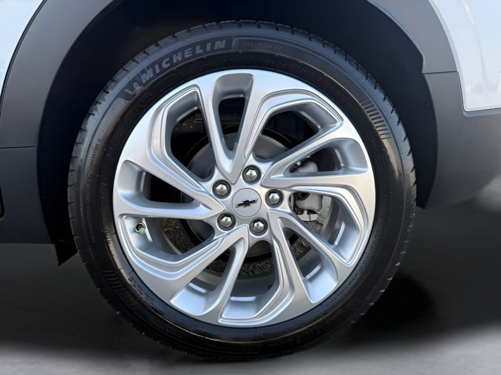 New 2027 Chevrolet Bolt LT FWD image 32