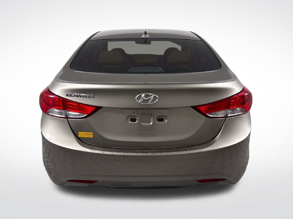 Used 2013 Hyundai Elantra GLS w/ Preferred Pkg FWD image 4