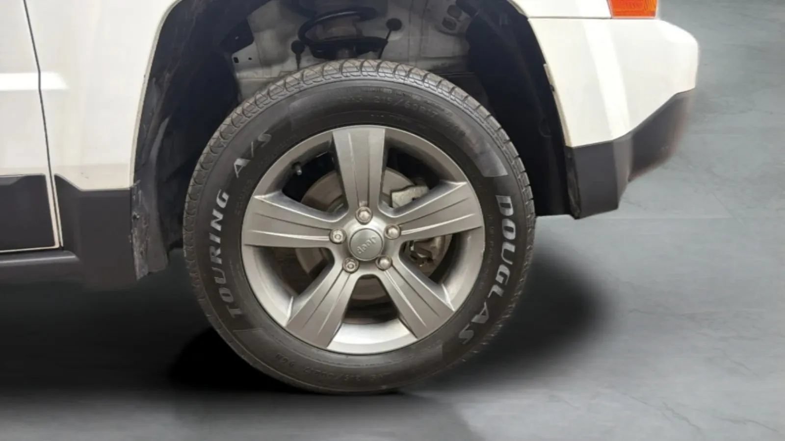 Used 2016 Jeep Patriot Sport w/ Power Value Group FWD image 24