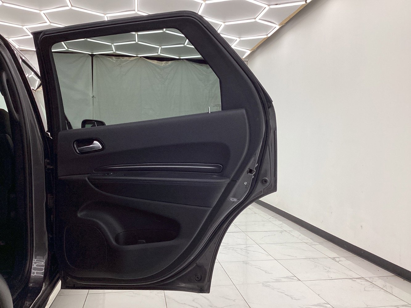 Used 2021 Dodge Durango SXT w/ 3rd Row Seating Group AWD/4WD image 25