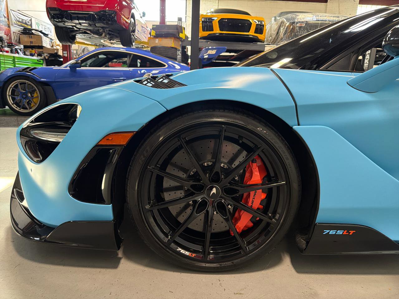 Used 2021 McLaren 765LT RWD image 21