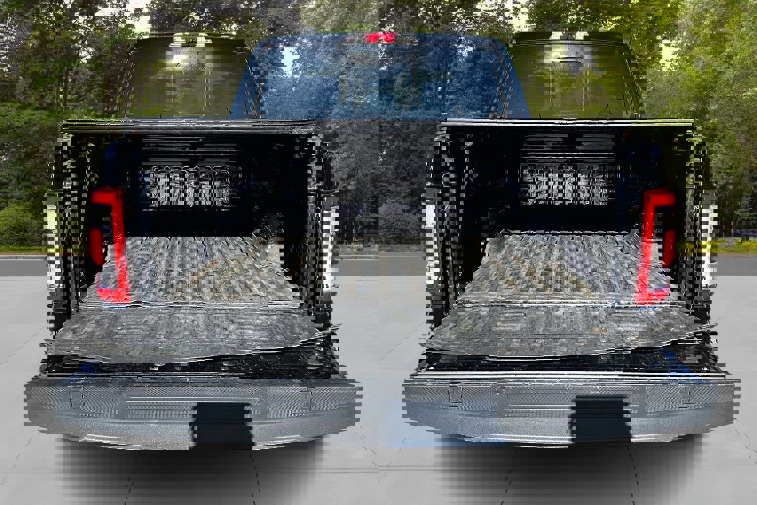 Used 2021 Ford F150 Lariat image 7