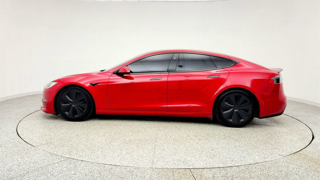 Used 2021 Tesla Model S Plaid image 8