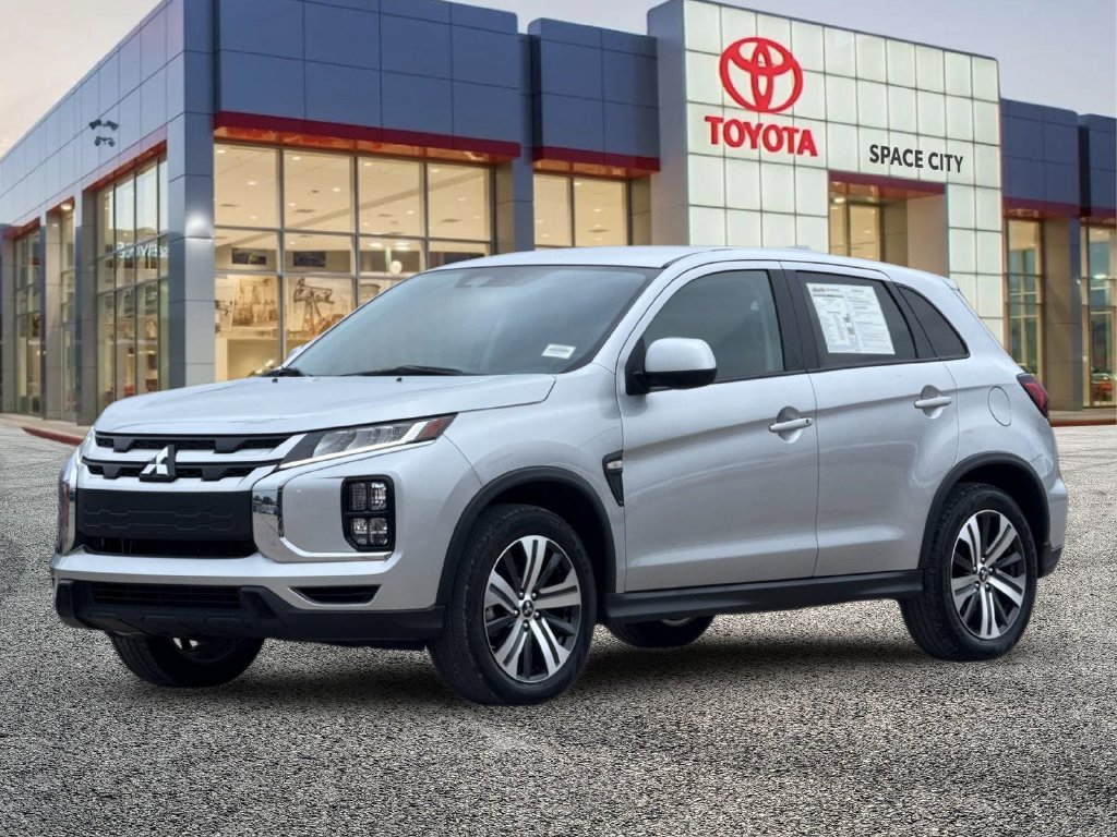 Used 2025 Mitsubishi Outlander Sport ES AWD/4WD image 2