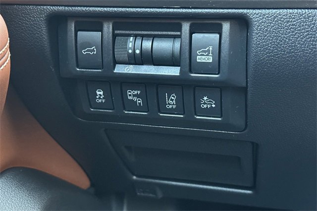 Used 2019 Subaru Outback 3.6R Touring image 33