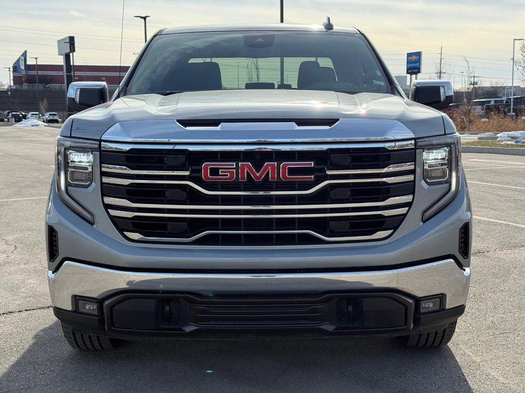 Used 2025 GMC Sierra 1500 SLT image 9