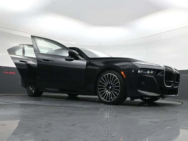New 2026 BMW 740i w/ Executive Package RWD image 50