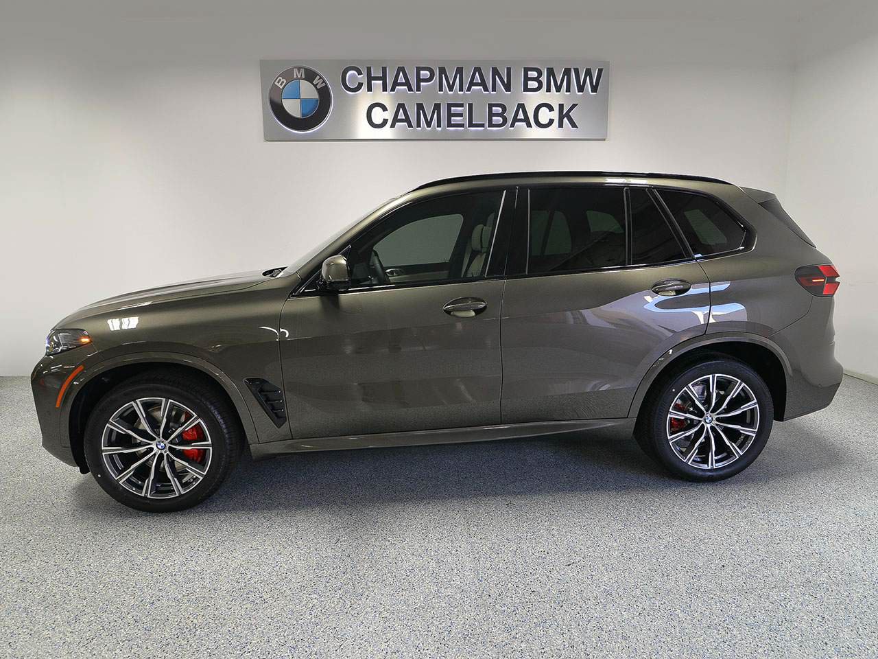Used 2026 BMW X5 xDrive40i AWD/4WD image 3