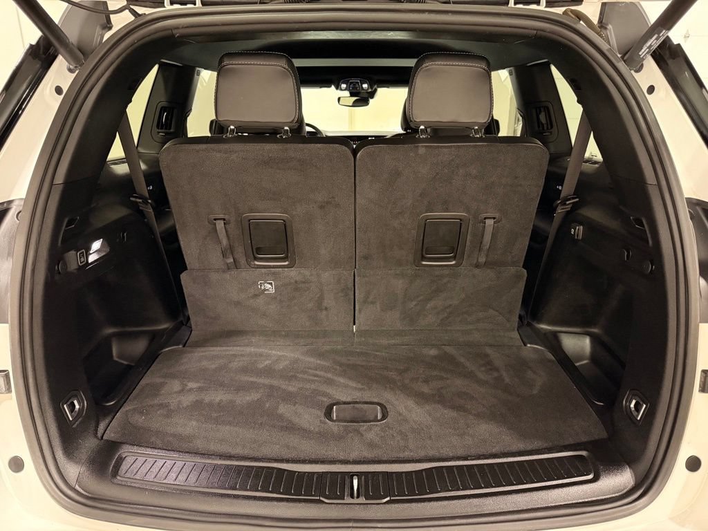 Used 2021 Jeep Grand Cherokee L Laredo RWD image 10