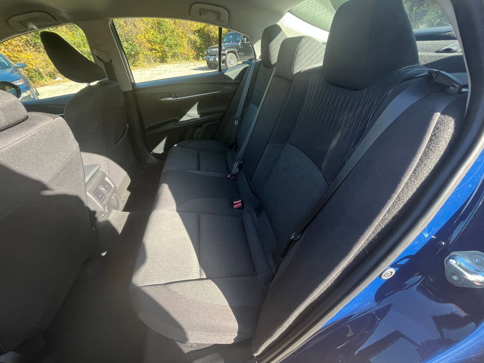 Used 2025 Toyota Camry LE image 32