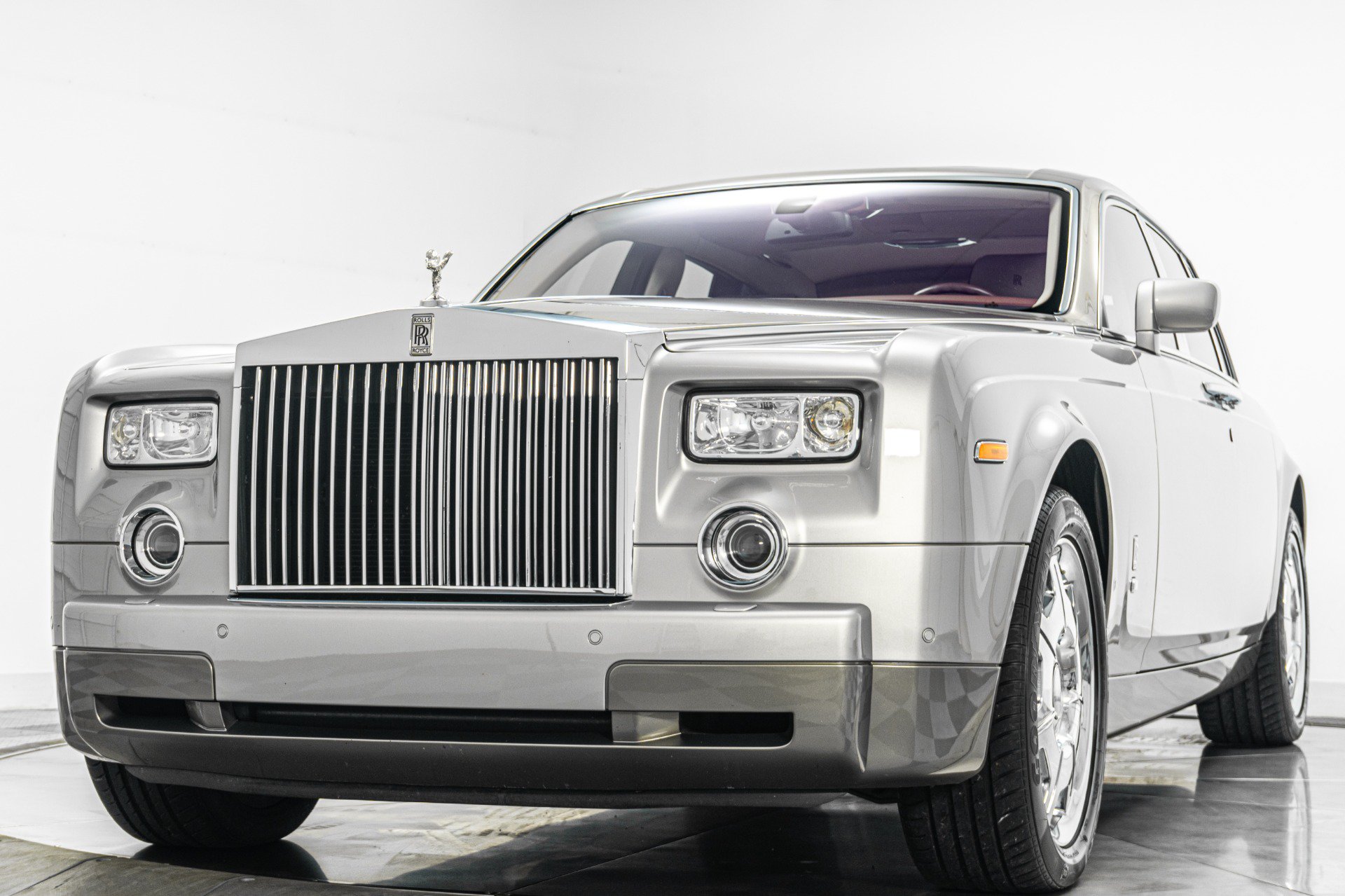 Used 2007 Rolls-Royce Phantom Sedan RWD image 5