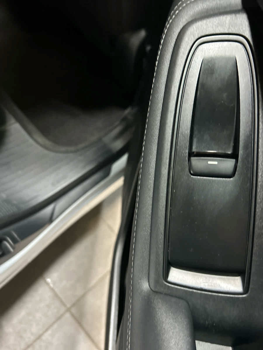 Used 2021 Subaru Forester Premium AWD/4WD image 27