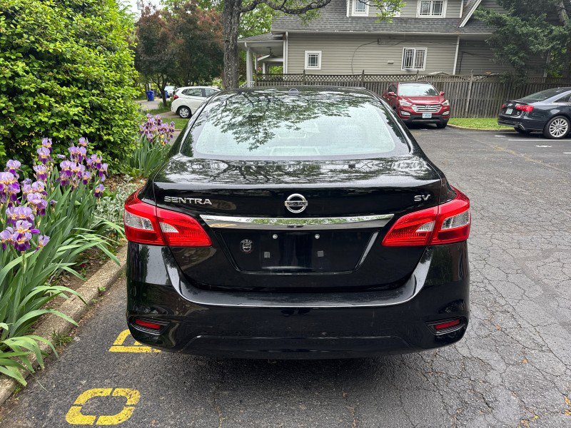 Used 2017 Nissan Sentra SV w/ Style Package FWD image 9